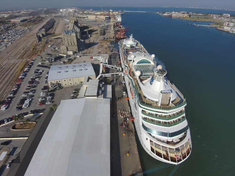 Image for 'Galveston Wharves Aligns on Shore Power Project with Shell, Cruise Lines, CenterPoint Energy, Texas A&M; Parties Commit to Explore Potential of Environmentally Beneficial Program' article.